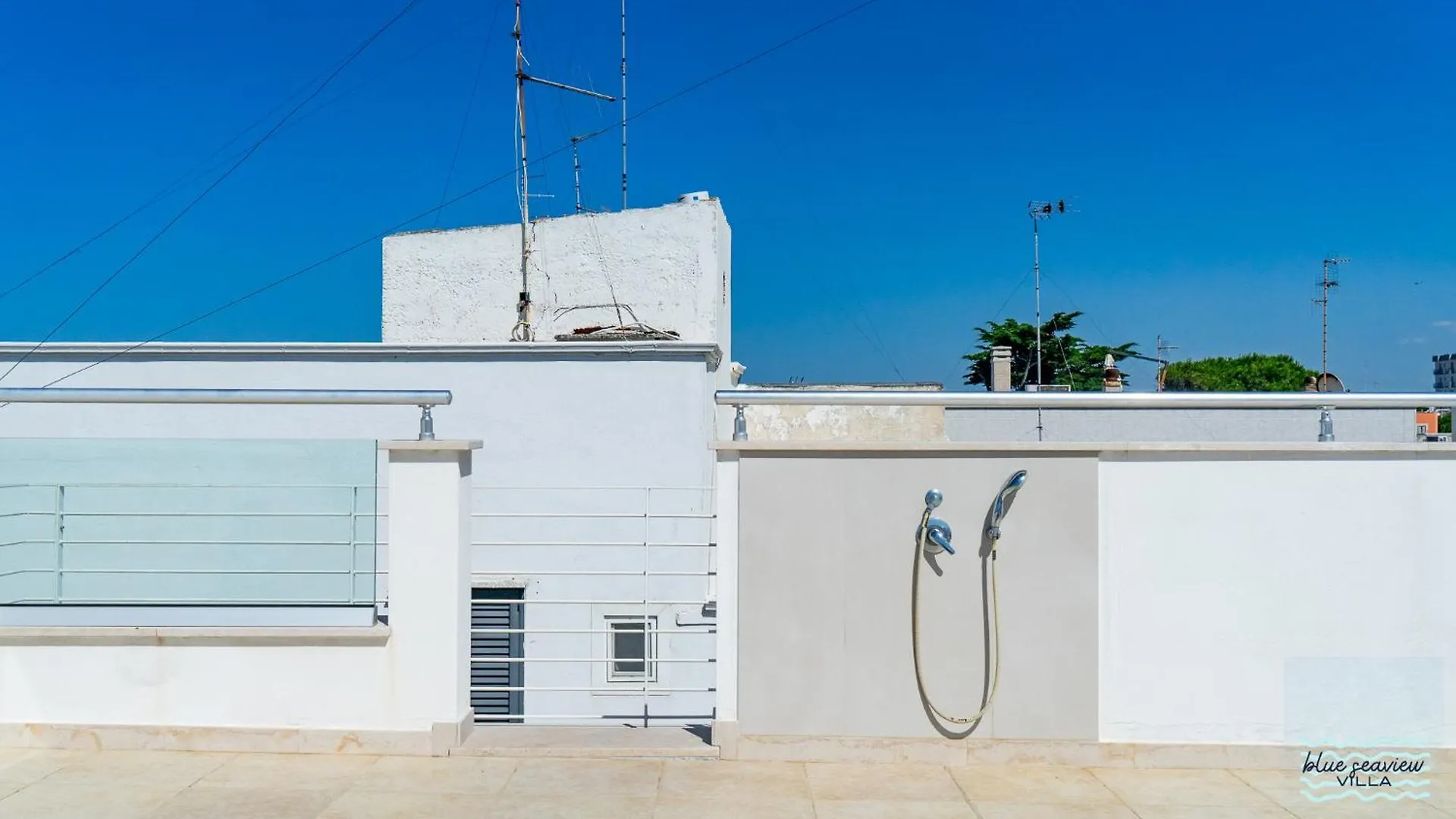 בארי Blue Seaview Villa 0*,